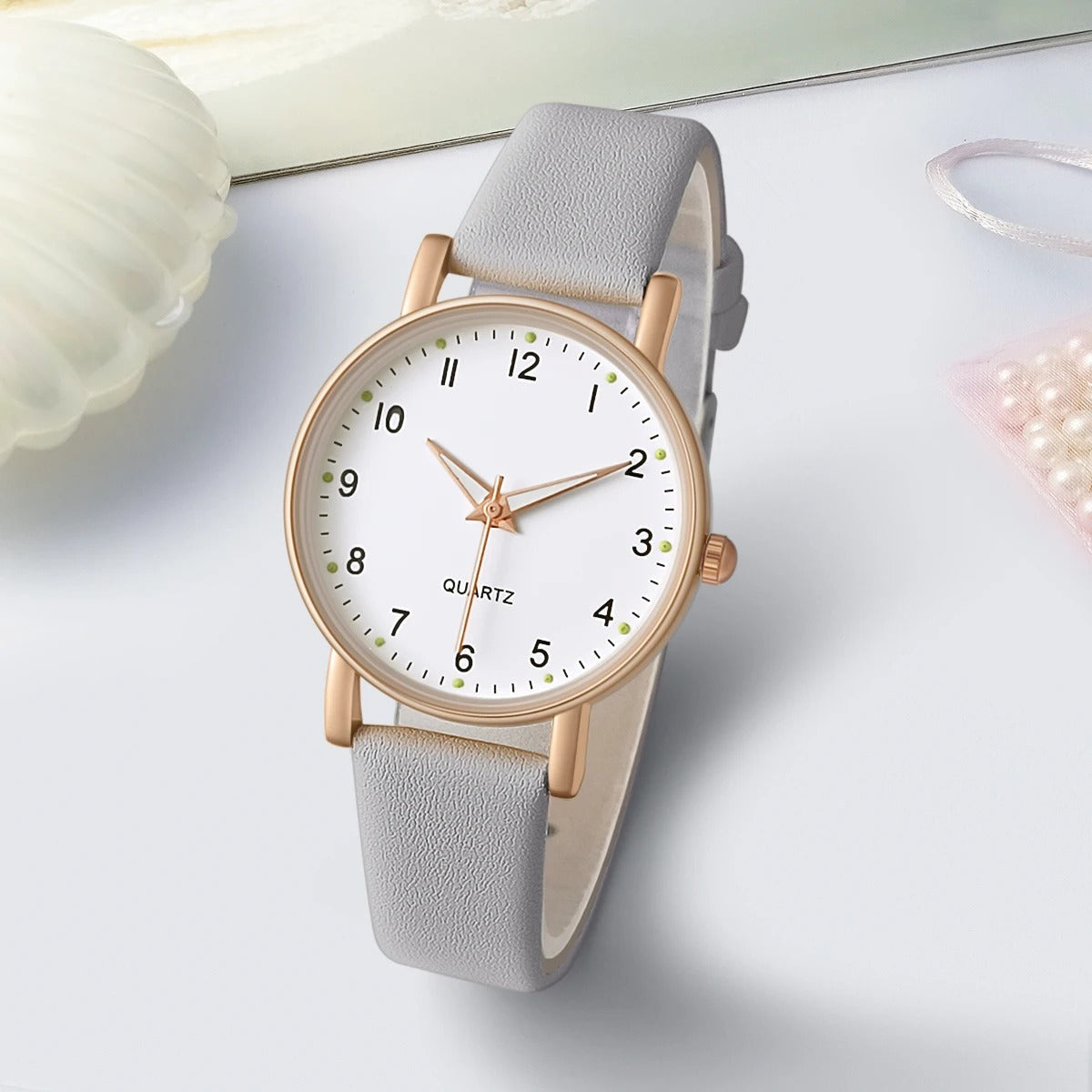 Casual Women's Watch Pu Leather Strap Wristwatch